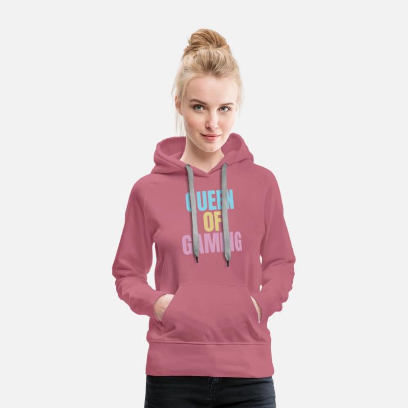 Queen of GAMING, colourful gaming slogan
